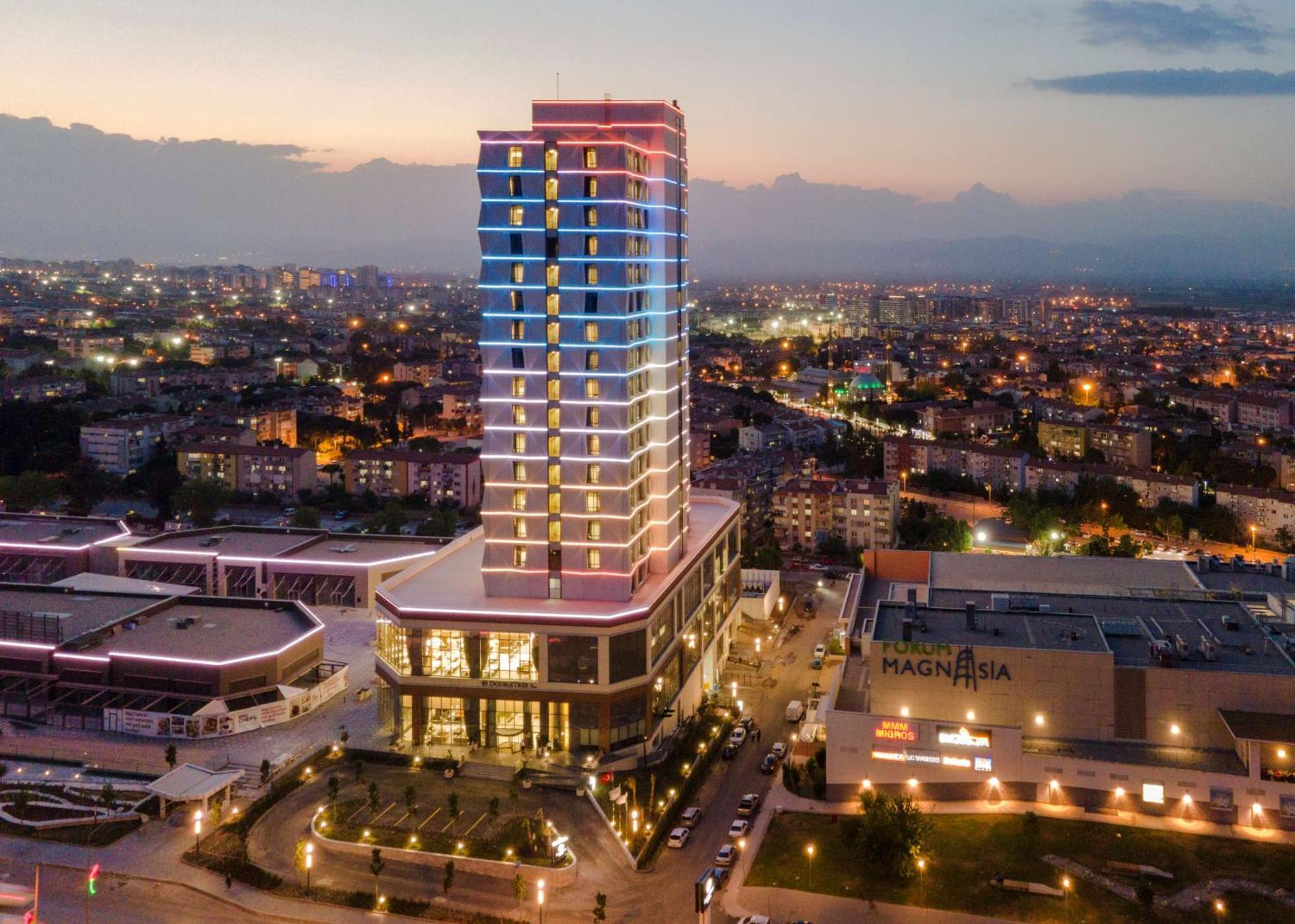 Hotel Doubletree By Hilton Manisa Exterior foto